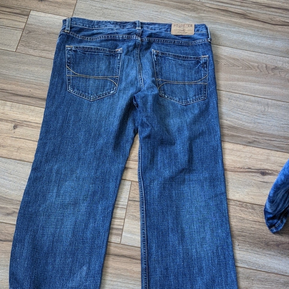 Jeans - Picture 3 of 3